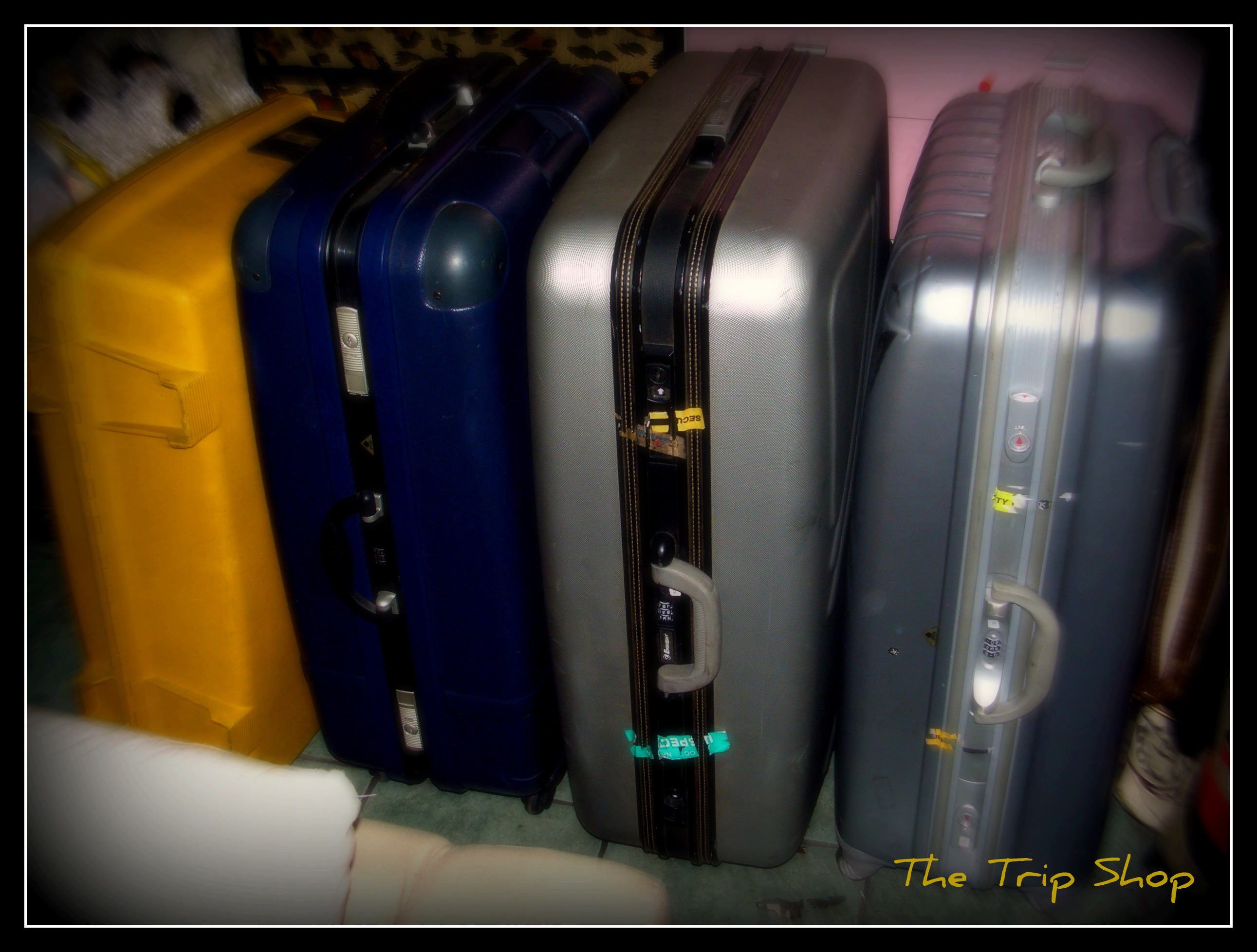 luggages.jpg
